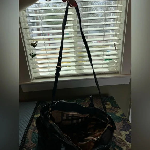 100% Authentic Burberry diaper bag - Picture 3 of 6